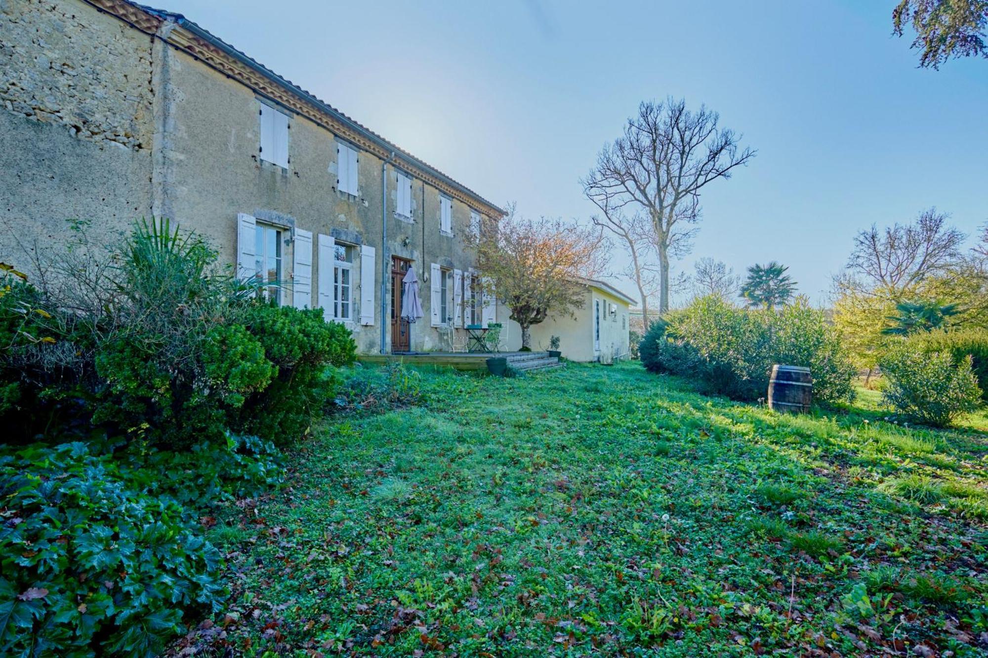 Chambres D'Hotes De Charme Avec Piscine - Le Clos Boissiere Valence-sur-Baise Exterior foto