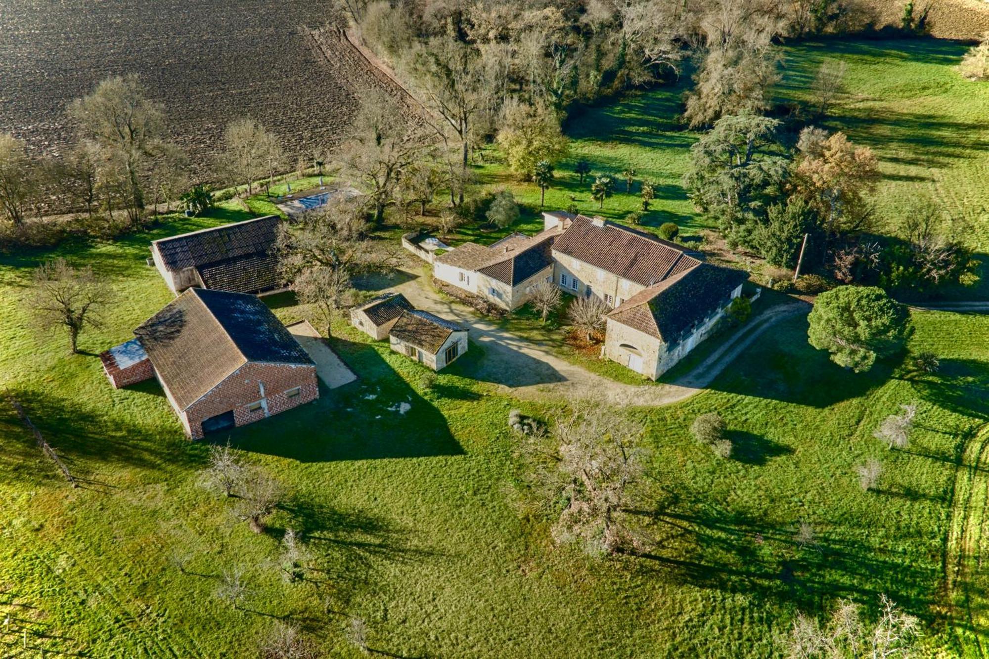 Chambres D'Hotes De Charme Avec Piscine - Le Clos Boissiere Valence-sur-Baise Exterior foto